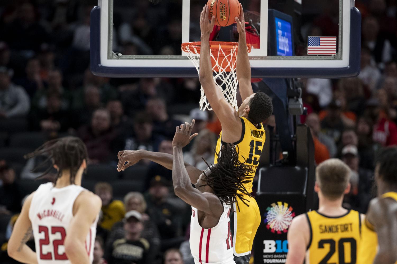 Watch: Keegan Murray throws down monster dunk in Big Ten Tournament ...