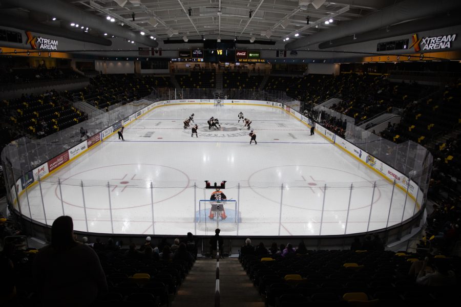 The Iowa Heartlanders and Fort Wayne Komets face off during a game between the Fort Wayne Komets and Iowa Heartlanders at Xtream Arena on Wednesday, March 9, 2022. The Komets end the Heartlanders’ seven-game win streak with a 6-0 victory.