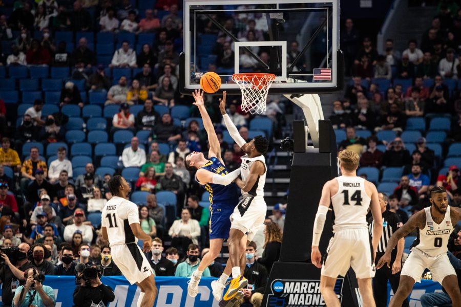 South Dakota State guard Alex Arians shoots the ball during the first round of the NCAA Men's Championship between the Providence Friars and the South Dakota State Jackrabbits at KeyBank Center in Buffalo, N.Y., on Thursday, March 17, 2022.