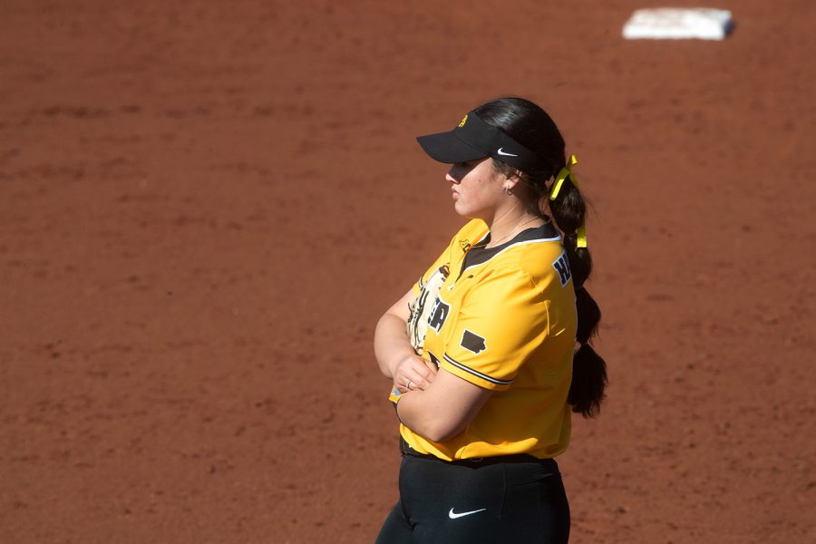 Iowa+first+baseman+Kalena+Burns+crosses+her+arms+during+a+softball+game+between+Iowa+and+Minnesota+at+Pearl+Field+in+Iowa+City+on+Saturday%2C+April+9%2C+2022.+The+Gophers+defeated+the+Hawkeyes%2C+5-2.