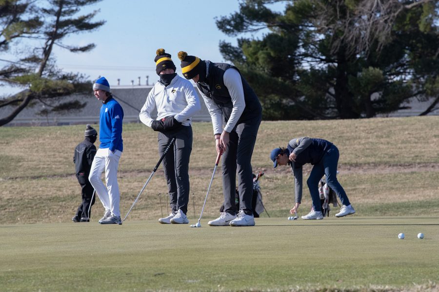 Iowa’s Mac McClear warms up during the 2022 men’s golf Hawkeye Invitational at Finkbine Golf Course on April 16, 2022.