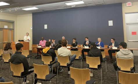 Democratic legislative candidates in Johnson County answer questions at a forum hosted by University Democrats at Iowa on April 20, 2022. 