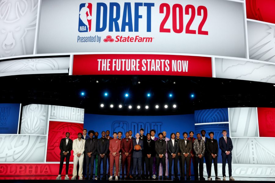 The 2022 NBA draft class poses for a photo with commissioner Adam Silver before the 2022 NBA Draft at Barclays Center. (Brad Penner-USA TODAY Sports)