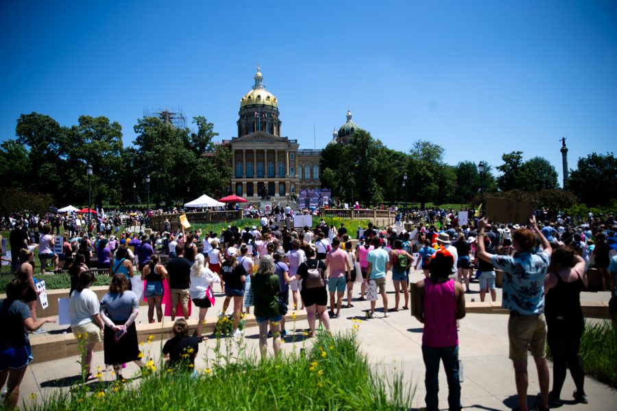 Abortion+Rights+Protest+in+Des+Moines