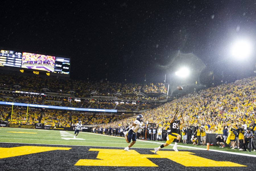Iowa+wide+receiver+Nico+Ragaini+attempts+to+catch+a+pass+during+a+football+game+between+Iowa+and+Nevada+at+Kinnick+Stadium+in+Iowa+City+on+Saturday%2C+Sept.+17%2C+2022.+Ragaini%2C+in+his+first+game+of+the+season%2C+led+the+Hawkeyes+in+receiving+yards+with+56.+The+Hawkeyes+defeated+the+Wolf+Pack%2C+20-7.