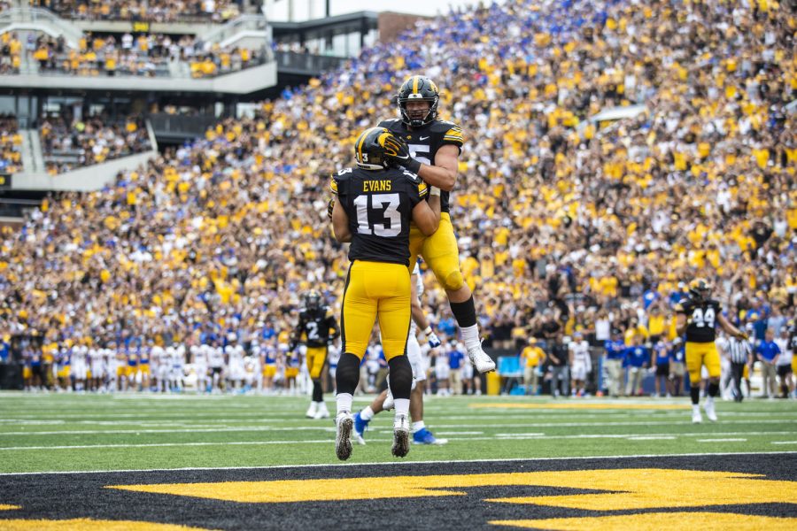 Iowa+defensive+end+Joe+Evas+jumps+to+celebrate+with+Iowa+offensive+lineman+Logan+Lee+during+a+football+game+between+Iowa+and+South+Dakota+at+Kinnick+Stadium+on+Saturday%2C+Sept.+3%2C+2022.+The+Hawkeyes+defeated+the+Jackrabbits+7-3.+Combined+Evans+and+Lee+had+3.5+sacks.