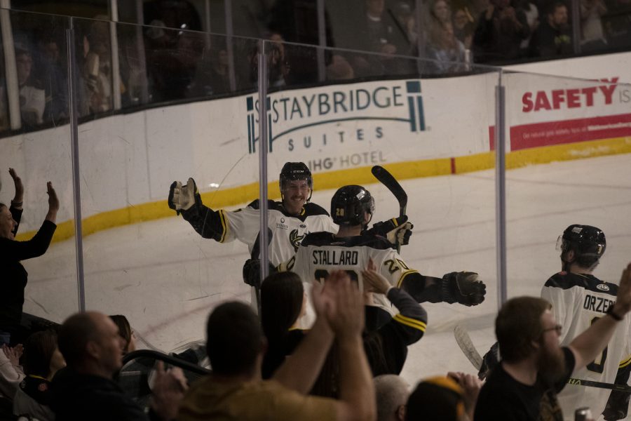 Iowa+players+embrace+after+a+goal+during+a+hockey+game+between+the+Xtream+Arena+in+Coralville+Sunday+Nov.+6%2C+2022.+%28Matt+Sindt%2FDaily+Iowa%29+The+Heartlanders+beat+the+Komets+7-2.