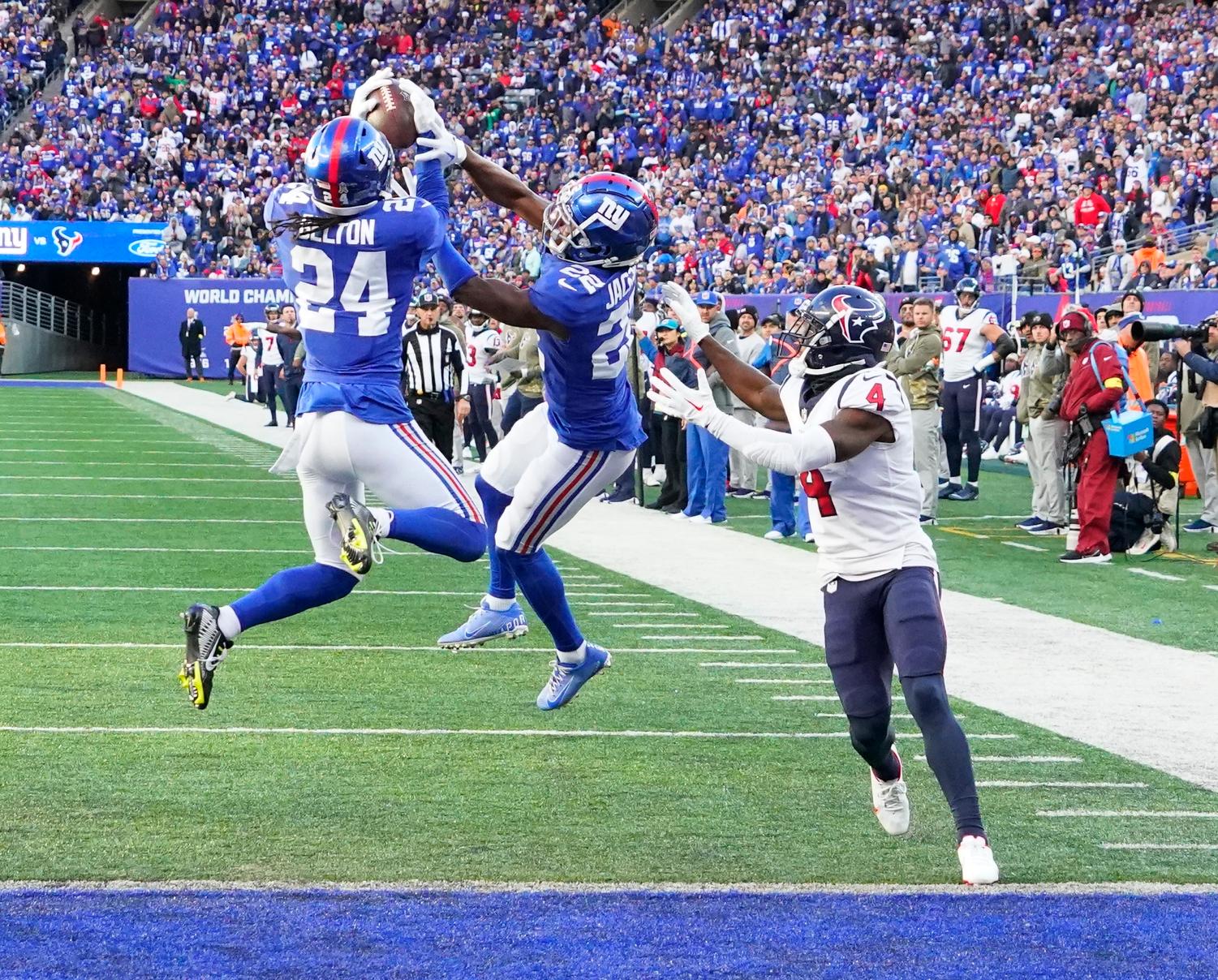 NFL Week 10: N.Y. Giants defeat Houston Texans, 24-16 