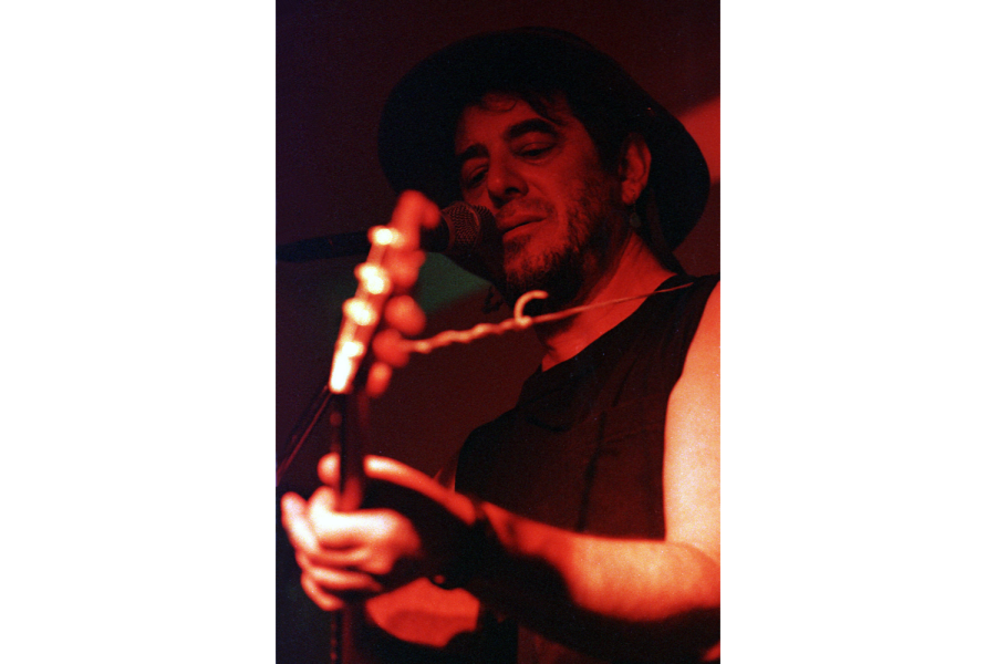Greg Brown sings while playing to full house at the Mill on Sunday Apr. 30, 2000. (Brett Roseman/The Daily Iowan)