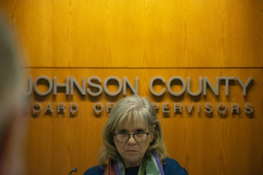Chairperson+Lisa+Green-Douglass+listens+to+speakers+at+the+Johnson+County+Board+of+Supervisors+meeting+in+the+Johnson+County+Administration+Building+on+Wednesday%2C+Feb.+15%2C+2023.+%28Matt+Sindt%2FThe+Daily+Iowan%29