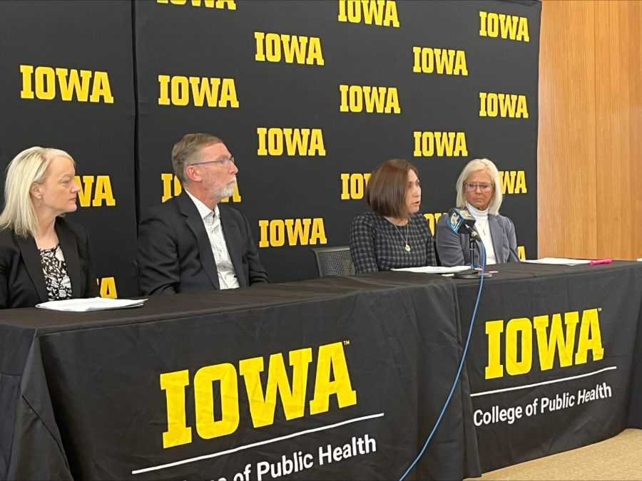 Speakers+of+the+Iowa+Cancer+Registry+talk+at+the+College+of+Public+Health+Building+on+Feb.+28%2C+2023.+The+Iowa+Cancer+Registry+marks+50+years+of+servicing+Iowans.