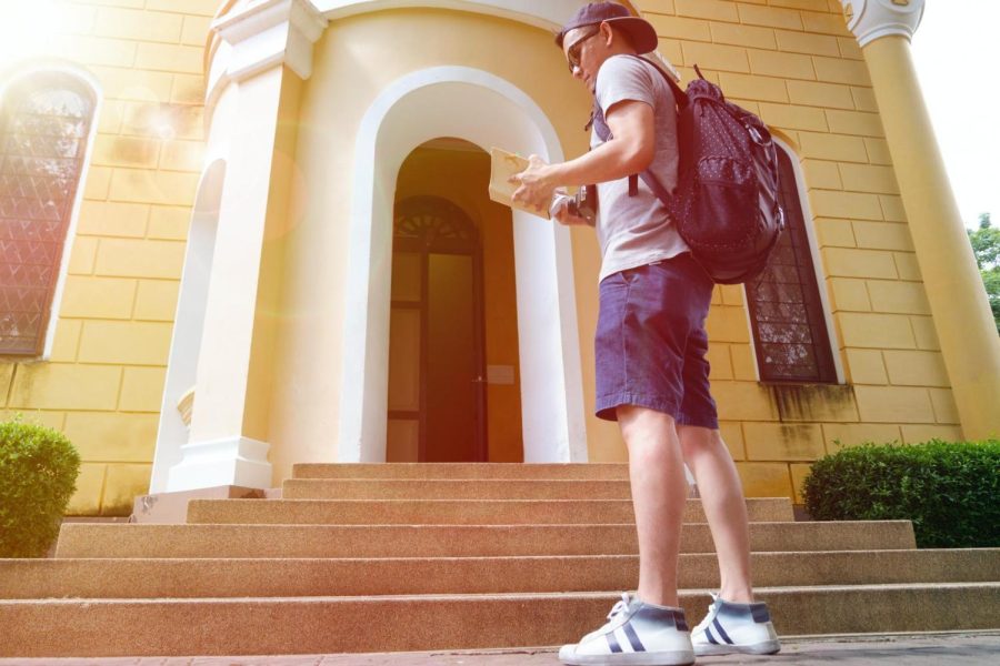 12 Ways to Make Your Student Travel Budget Go Further