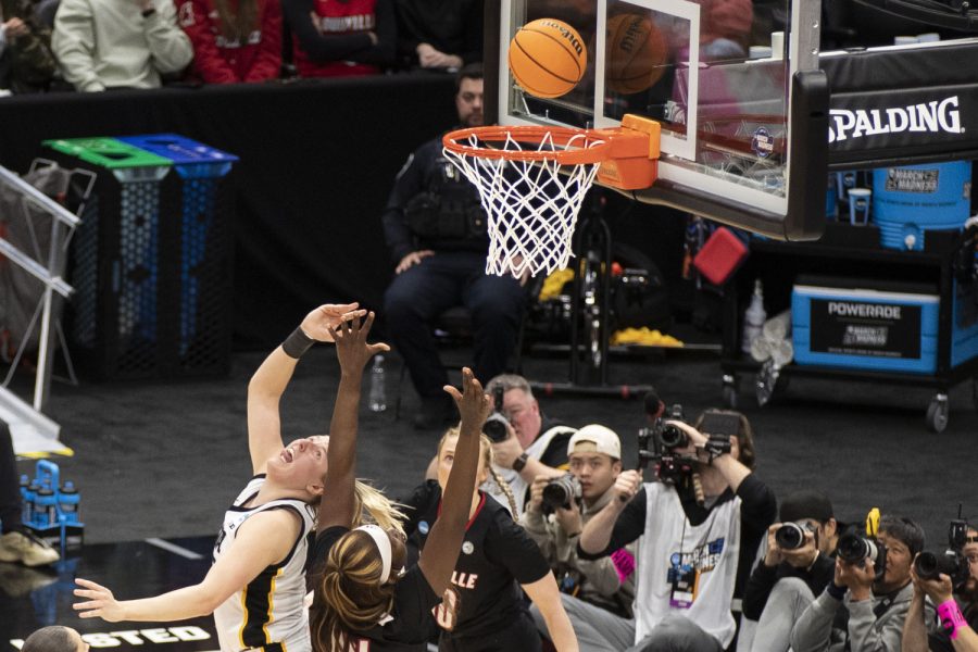 Iowa+center+Monika+Czinano+shoots+a+layup+during+the+2023+NCAA+Elite+Eight+women%E2%80%99s+basketball+game+between+second-seeded+Iowa+and+fifth-seeded+Louisville+at+Climate+Pledge+Arena+in+Seattle%2C+Wash.%2C+on+Sunday%2C+March+26%2C+2023.