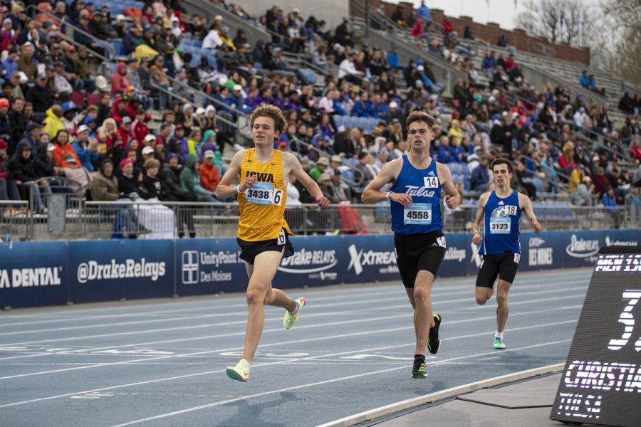 Iowa%E2%80%99s+Max+Murphy+competes+in+the+1%2C500-meter+run+during+day+two+of+the+2023+Drake+Relays+at+Drake+Stadium+in+Des+Moines+on+Friday%2C+April+28%2C+2023.+Murphy+finished+second+with+a+time+of+3%3A44.83.