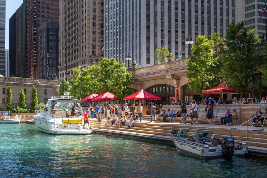 Must-Try+Riverfront+Restaurants+During+a+Road+Trip+From+Iowa+to+Chicago
