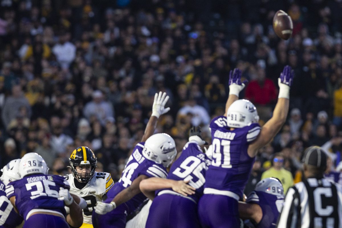 Iowa+kicker+Drew+Stevens+kicks+the+ball+during+the+2023+Wildcats+Classic%2C+a+football+game+between+Iowa+and+Northwestern+at+Wrigley+Field+in+Chicago%2C+on+Saturday%2C+Nov.+4%2C+2023.+The+Hawkeyes+defeated+the+Wildcats%2C+10-7.+%28Ayrton+Breckenridge%2FThe+Daily+Iowan%29