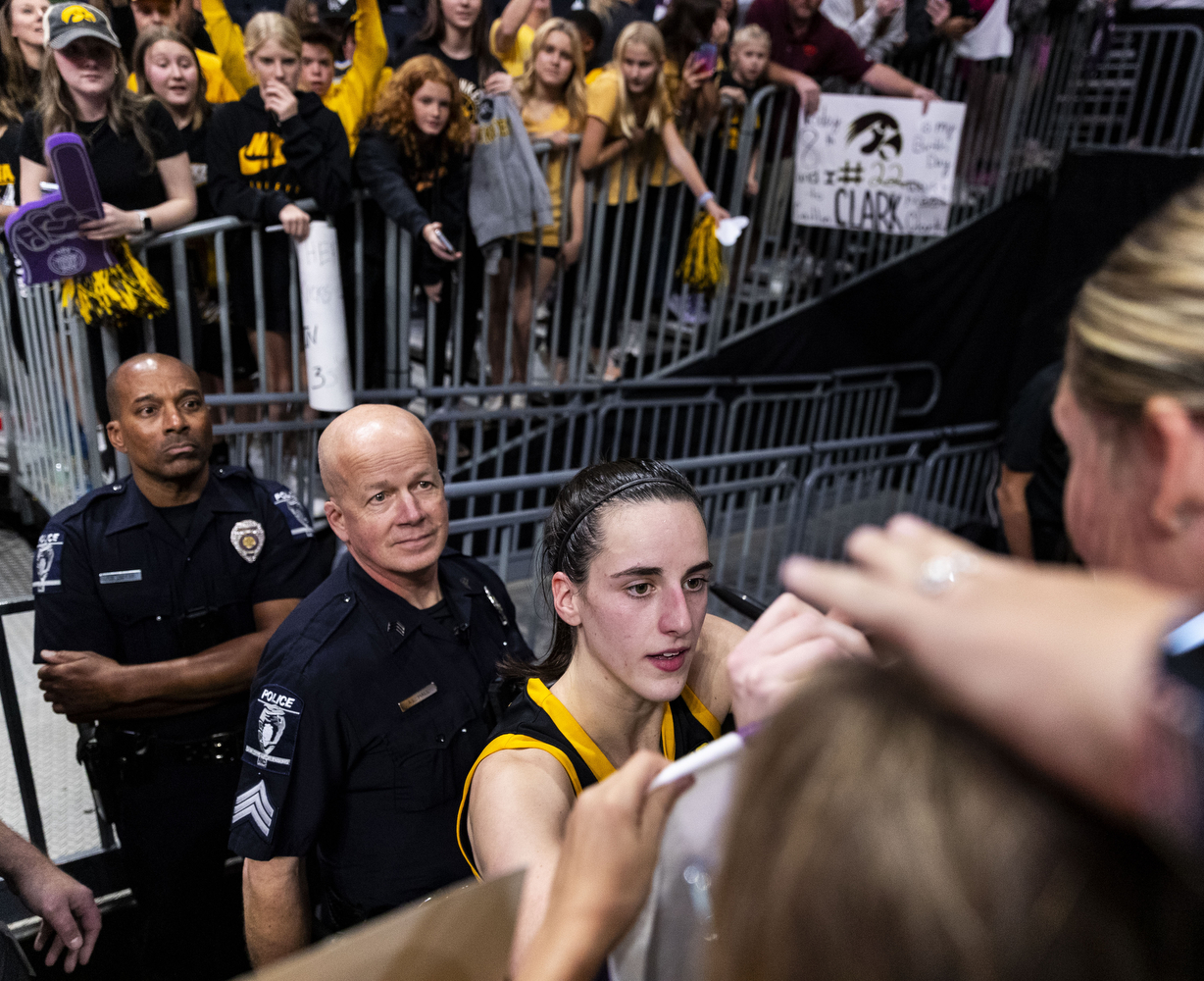 Caitlin Clark Becomes Iowa Women’s Basketball’s All-time Leading Scorer ...