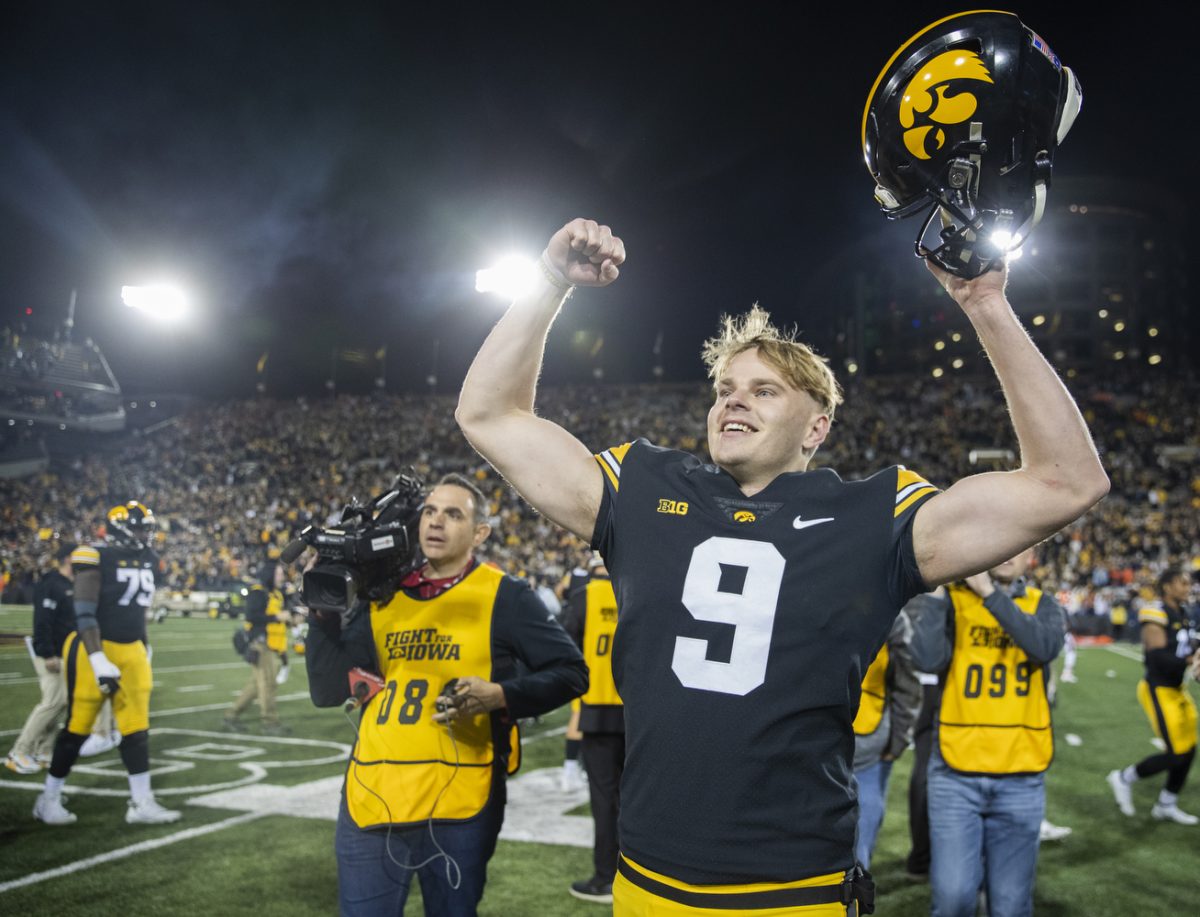 Iowa+punter+Tory+Taylor+acknowledges+fans+after+a+football+game+between+Iowa+and+Illinois+at+Kinnick+Stadium+in+Iowa+City+on+Saturday%2C+Nov.+18%2C+2023.+Taylor+punted+for+413+total+yards%2C+averaging+51.6+per+play.+The+Hawkeyes+defeated+the+Fighting+Illini+15-13.