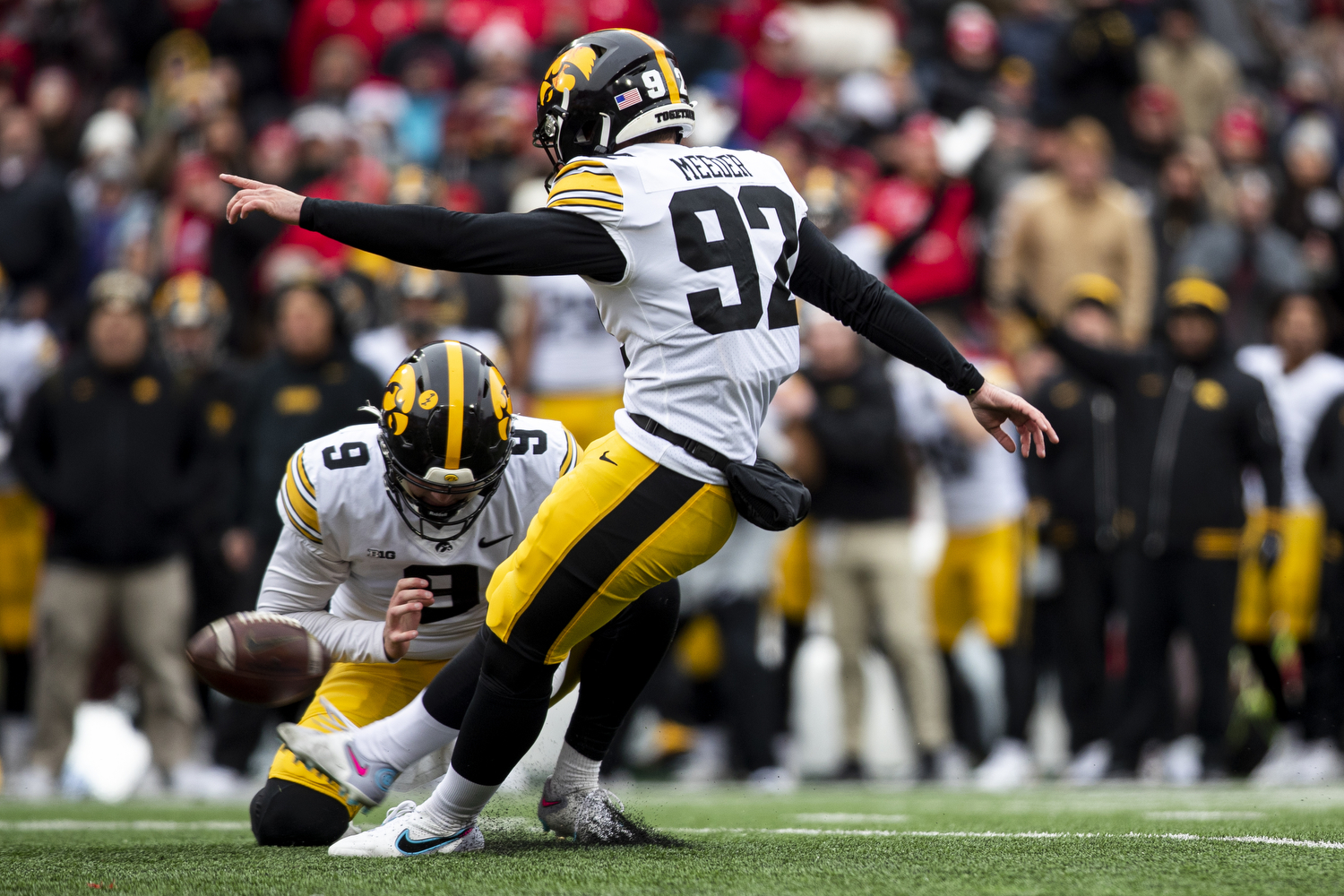 Iowa football's Marshall Meeder hits gamewinning field goal against