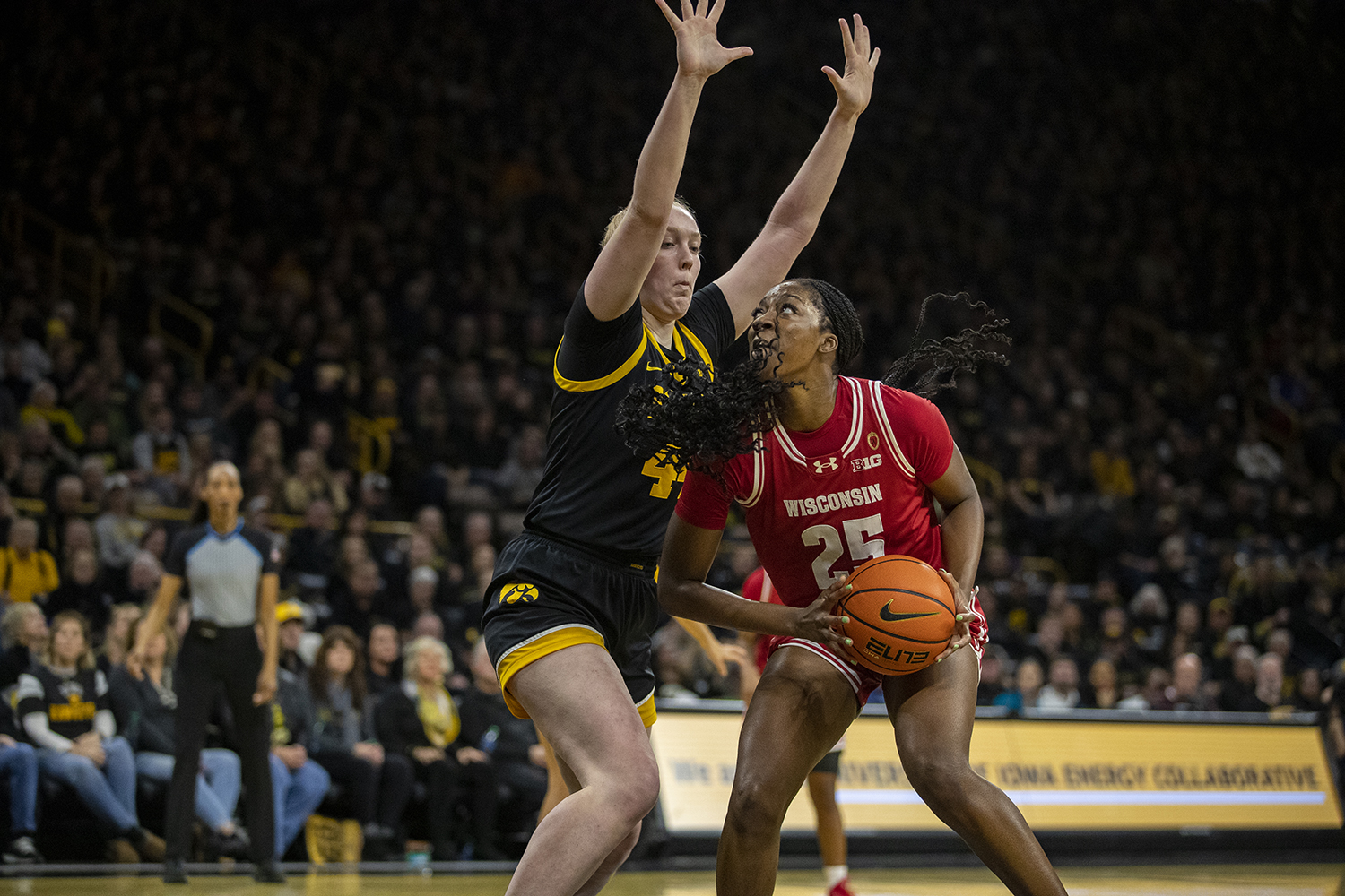 Wisconsin badgers deals women's basketball