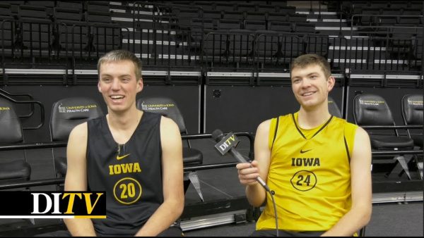 DITV Sports: Sandforts Continue the Tradition of Brother Duos on the Mens Basketball Team