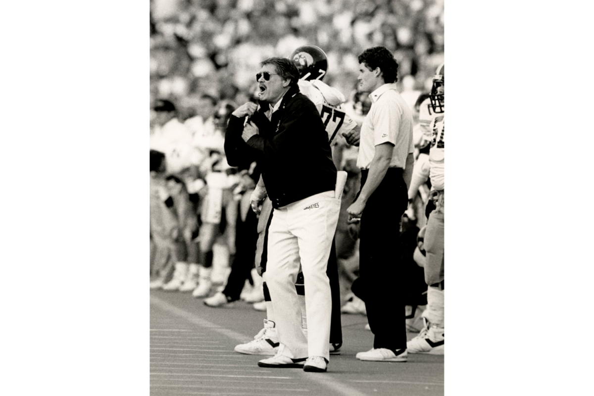 Oct, 1986; Unknown location, USA; FILE PHOTO; Iowa Hawkeyes head coach Hayden Fry on the sidelines during the 1986 season