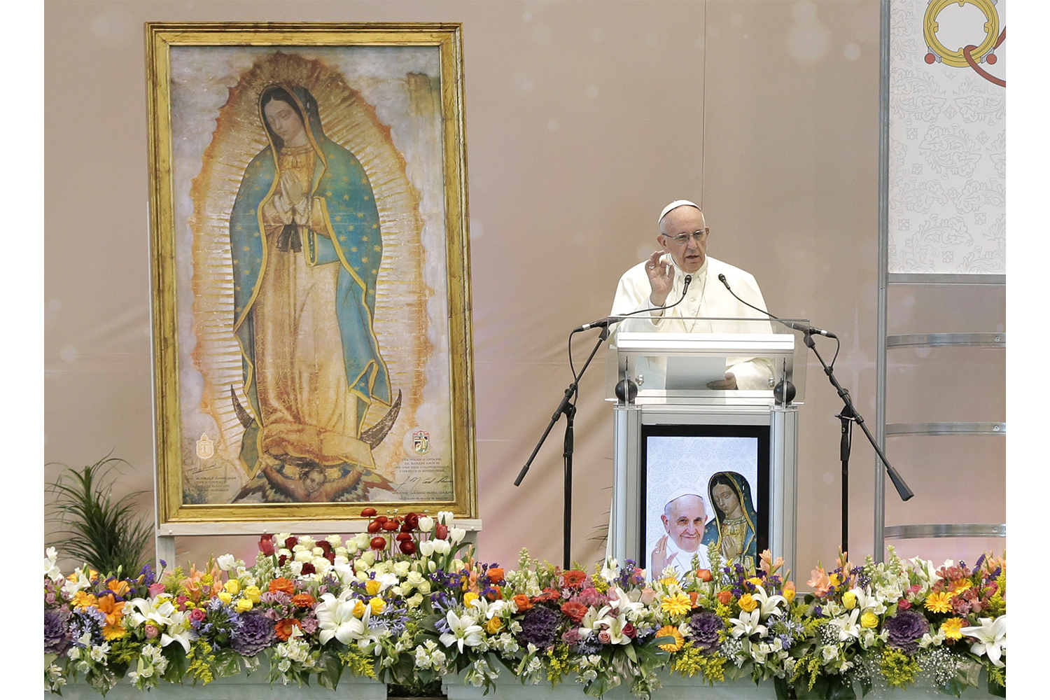 Feb 17, 2016; Ciudad Juarez, MEXICO; Pope Francis speaks to Juarez business leaders and laborers at Colegio de Bachilleres del Estado de Chihuahua.