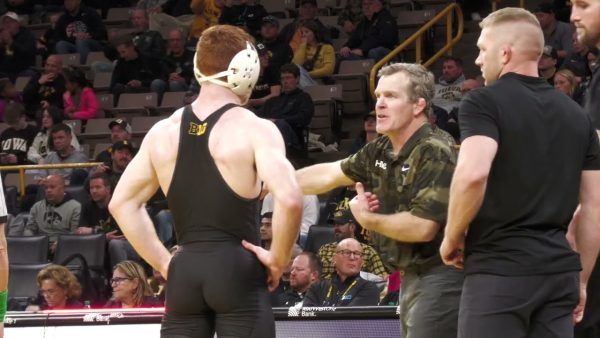 DITV Sports: Iowa Men's Wrestling Welcomes Newcomers in Home Opening Win Against Stanford