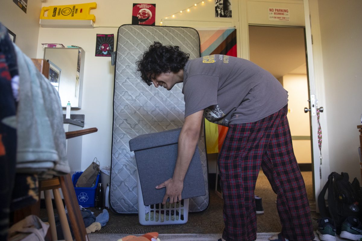 A third-year moves into a single in Currier Hall during move-in week on Sunday, Aug. 24, 2025.