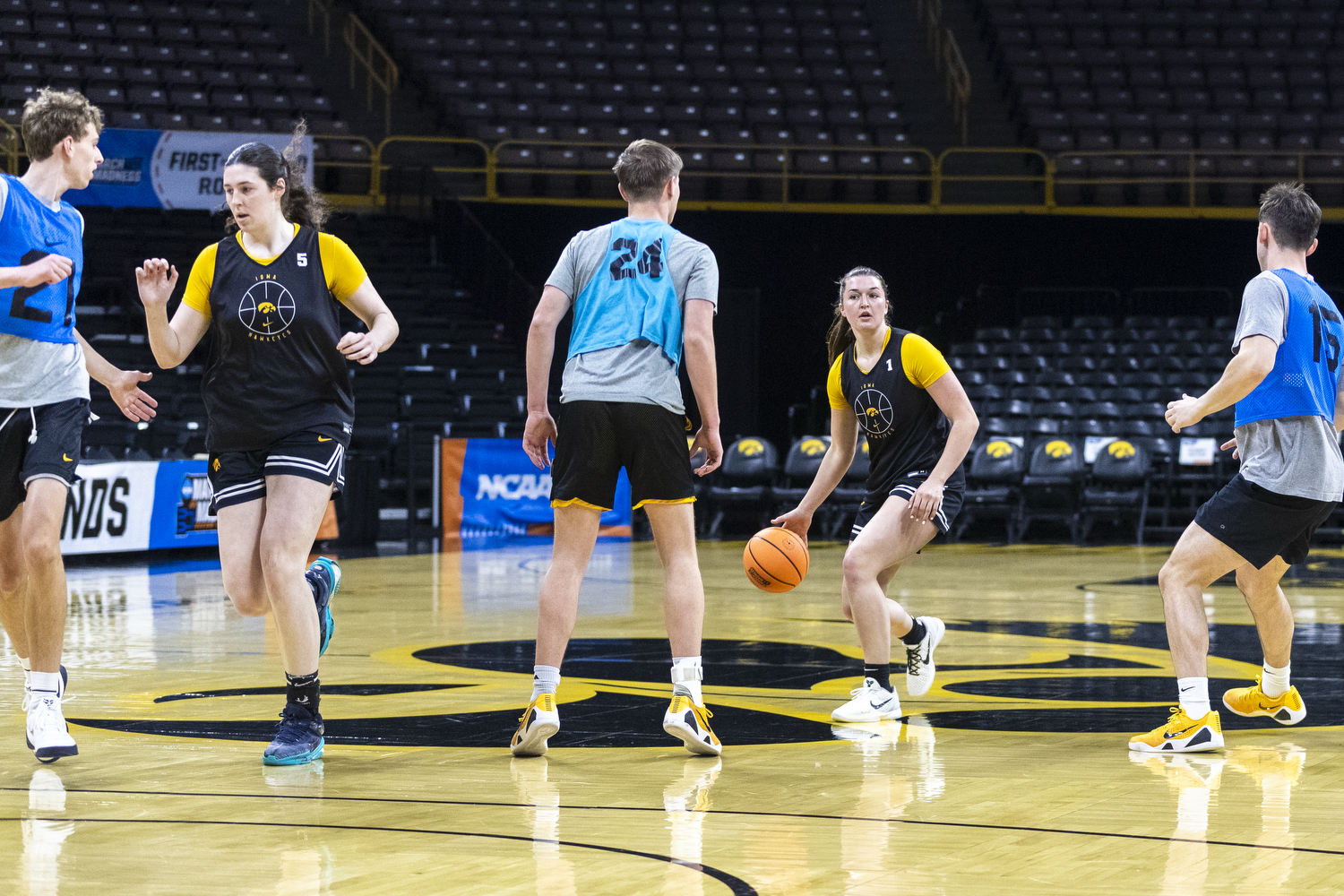 Iowa guard Taylor Stremlow looks to pass during an open practice at Carver-Hawkeye Arena on Friday, March 20, 2026. Iowa will face Farleigh Dickinson on Saturday at Carver-Hawkeye Arena.